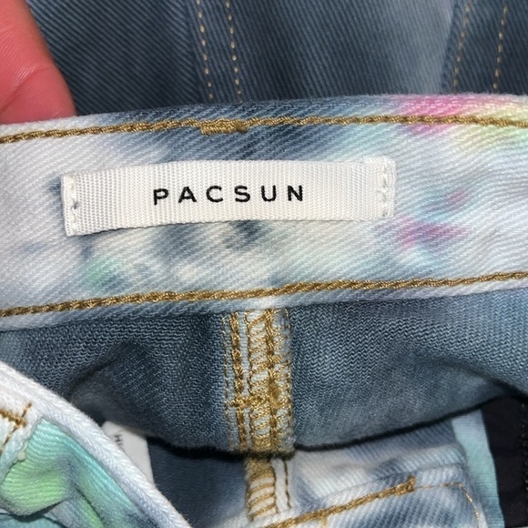 PacSun Women's High Rise Tie Dye Cut Off Jean Shorts
25 Frayed Hem - Picture 6 of 8